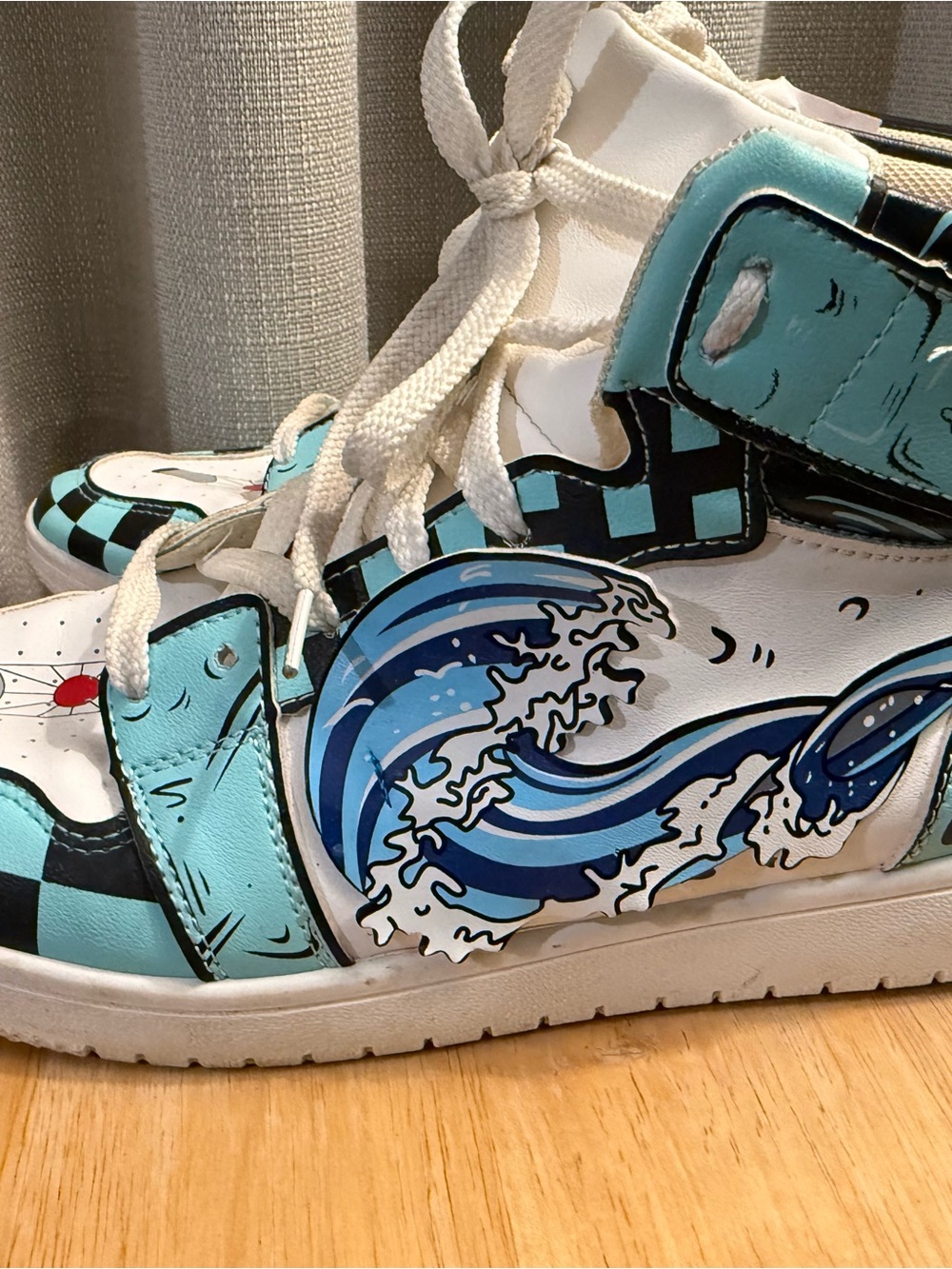 Tanjiro Kamado Anime High-Top Sneakers in Cream & Aqua - Picture 2 of 7